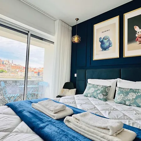 Spacious Modern & Stylish Flat By Hostwise