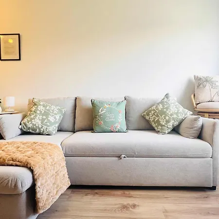 Spacious Modern & Stylish Flat By Hostwise ヴィラ・ノヴァ・デ・ガイア