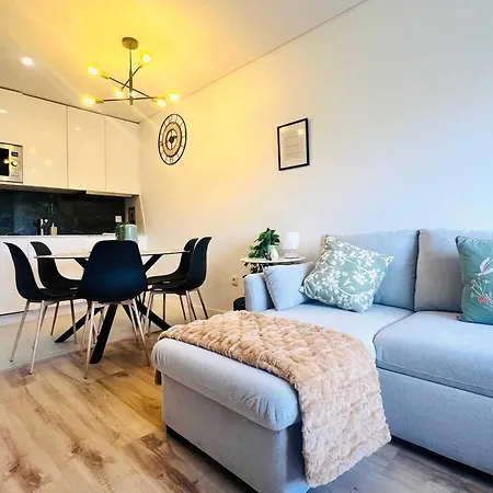 Spacious Modern & Stylish Flat By Hostwise アパート